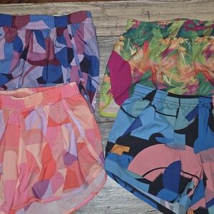 Colorful Women's Patterned Shorts Set